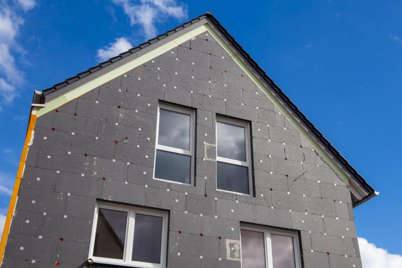 Les techniques modernes de ravalement de façade qui protègent votre maison